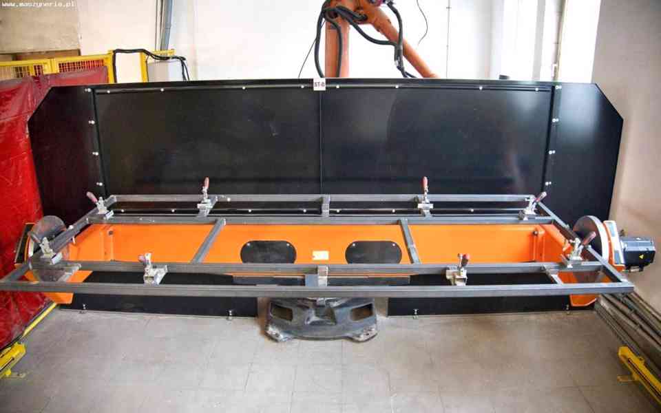 Robotická svařovací stanice KUKA KR 30 L16-2 - foto 4