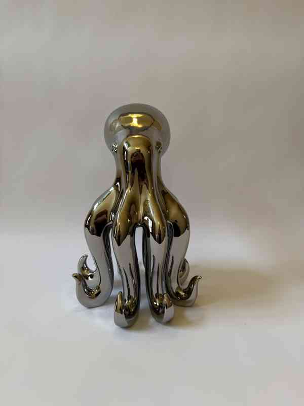 Chobotnice - socha ve stříbrném provedení - foto 2