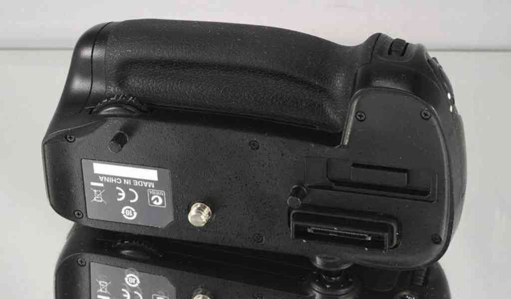 Nikon MB-D15 *battery grip pro Nikon D7100, D7200 - foto 3