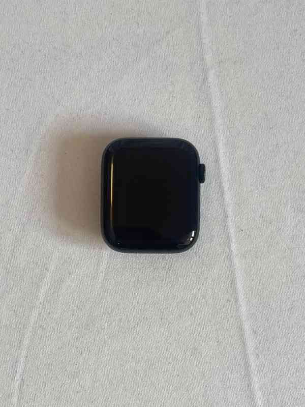 Apple Watch SE 2. generace (GPS) Aluminium 44 mm v proved... - foto 8