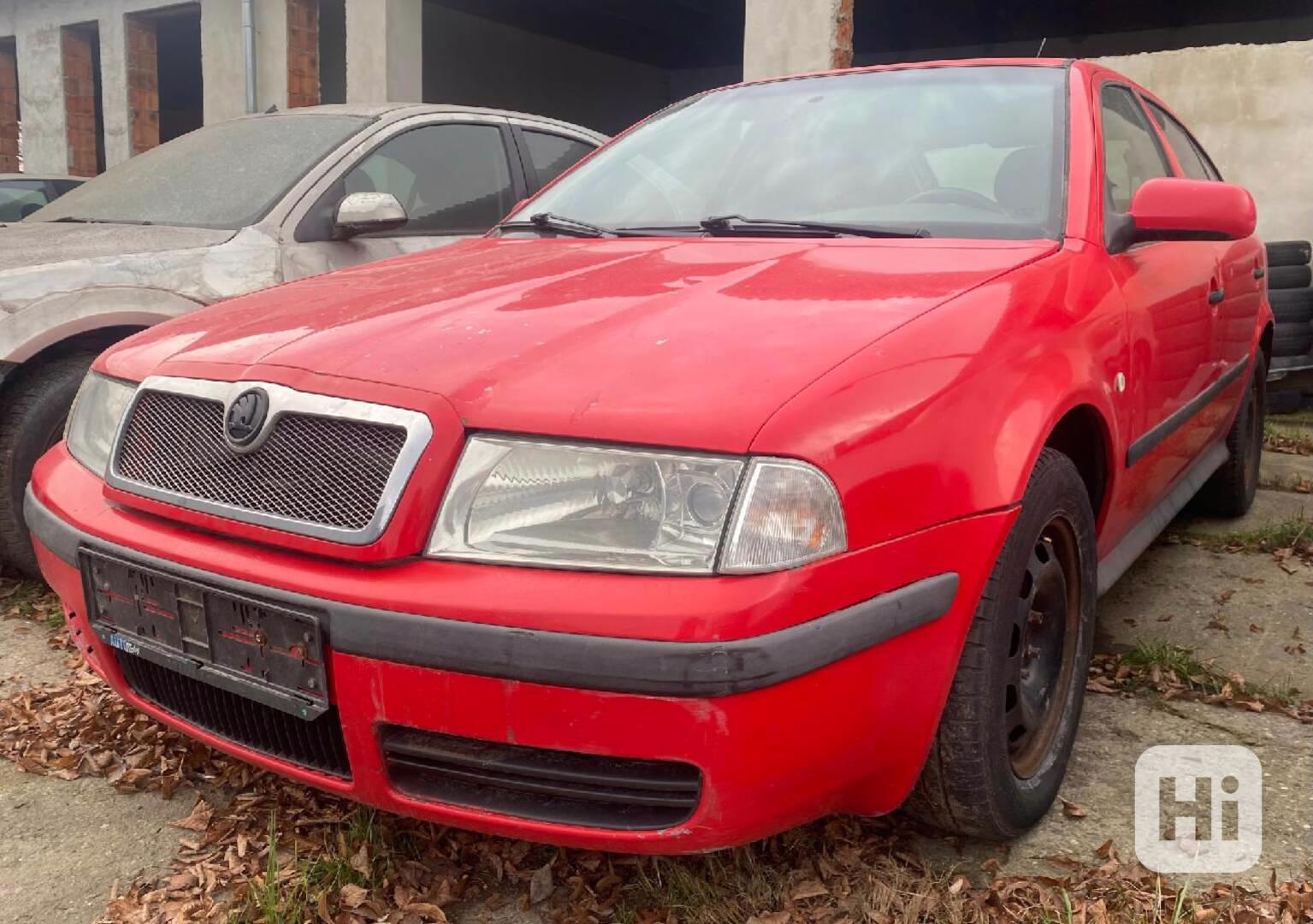 Škoda Octavia - náhradní díly - foto 1