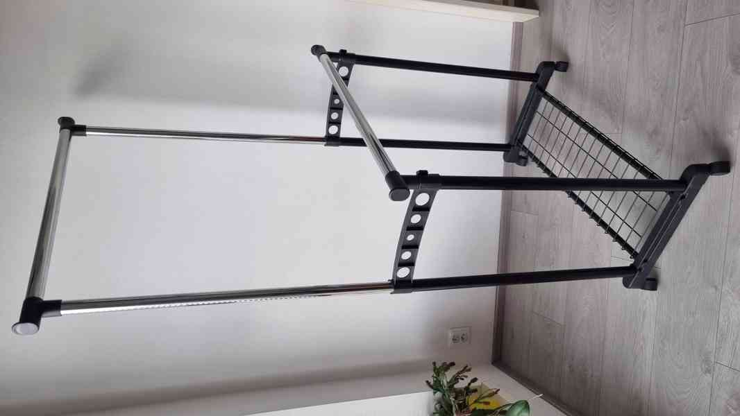 Věšák na oblečení