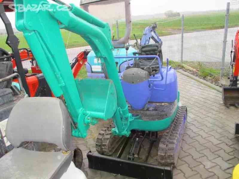 Minibagr Komatsu PC-10 1000kg pěkný stav - foto 1