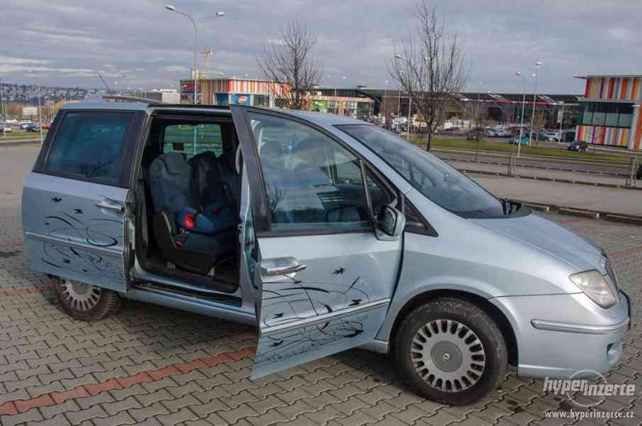 Lancia Phedra 2.2 JTD , 2003 - foto 11