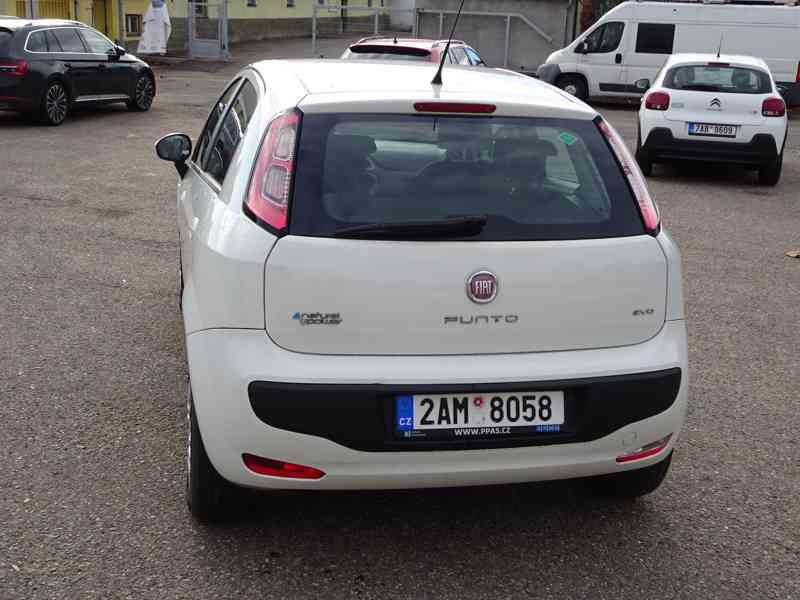 Fiat Punto 1.4i CNG r.v.2011 1.Maj.serv.kníž.ČR (DPH)  - foto 4