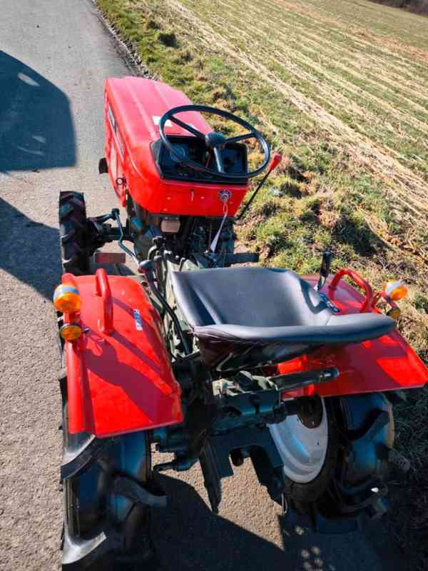 Traktor Yanmar 1510d - foto 10