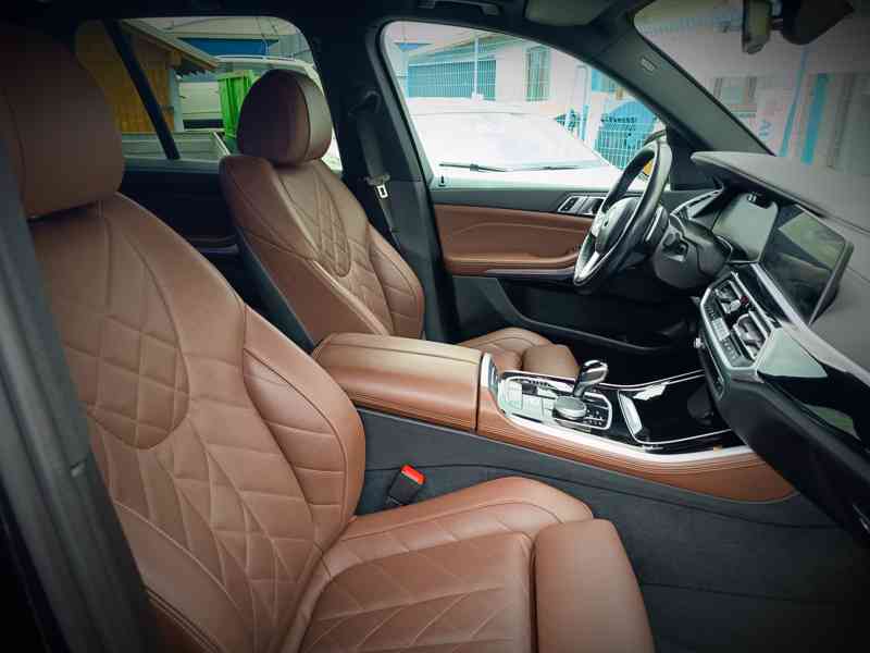 BMW X5 3,0d xDrive Sport Individual DPH  - foto 10