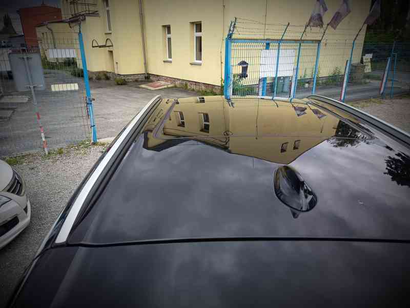 BMW X5 3,0d xDrive Sport Individual DPH  - foto 19
