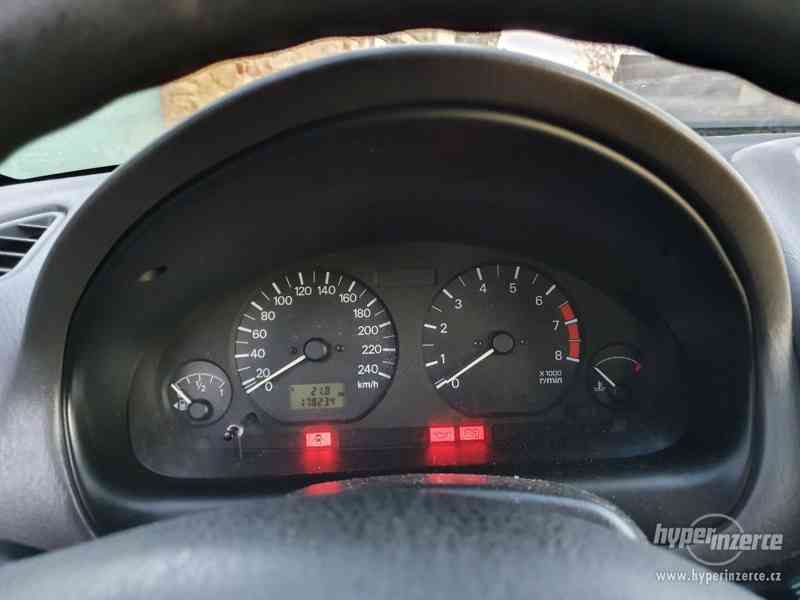 Mitsubishi Carisma 1.6 GLX 66kW - foto 11