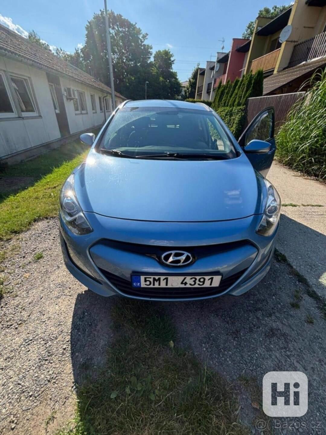 Hyundai i30 1,6   rok výroby 2012 - foto 1