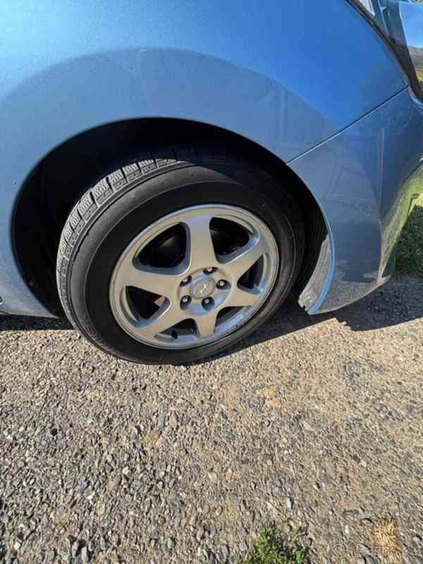 Hyundai i30 1,6   rok výroby 2012 - foto 10