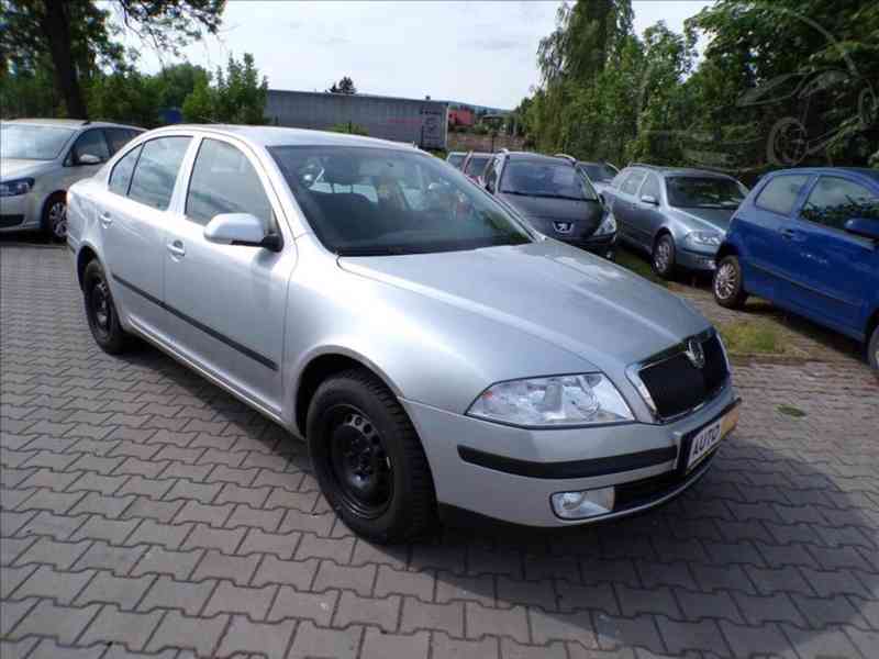 Škoda Octavia 1,6 MPI KLIMA - foto 1