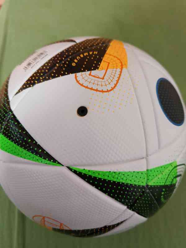 Fotbalový míč Adidas UEFA Euro 2024, Vel. 5 - foto 6