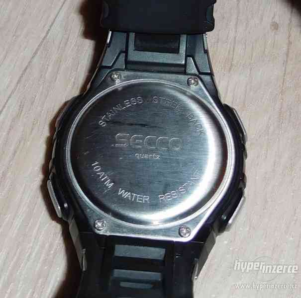 Digitální hodinky Secco do 100 m hloubky - foto 2