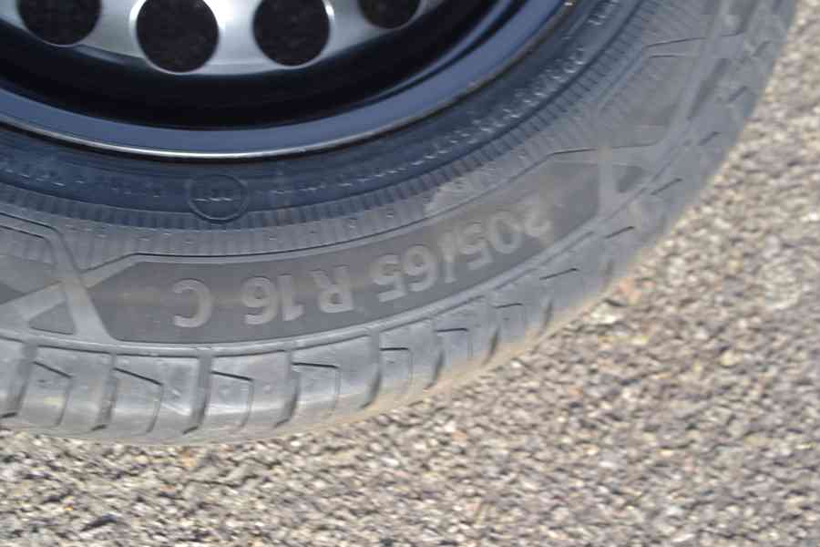 VW T5,T6(6.1) - Sada NOVÝCH letních kol 205/65R16C - foto 14