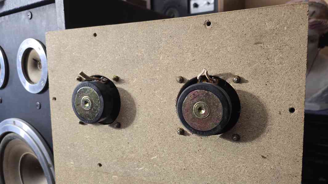 Velké, velmi těžké reprobedny - amatérská stavba - foto 5