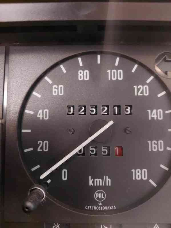 Škoda Favorit 135L - foto 14