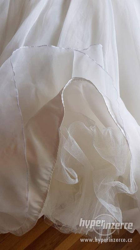 Krásné svatební šaty vel.36/38 - foto 3