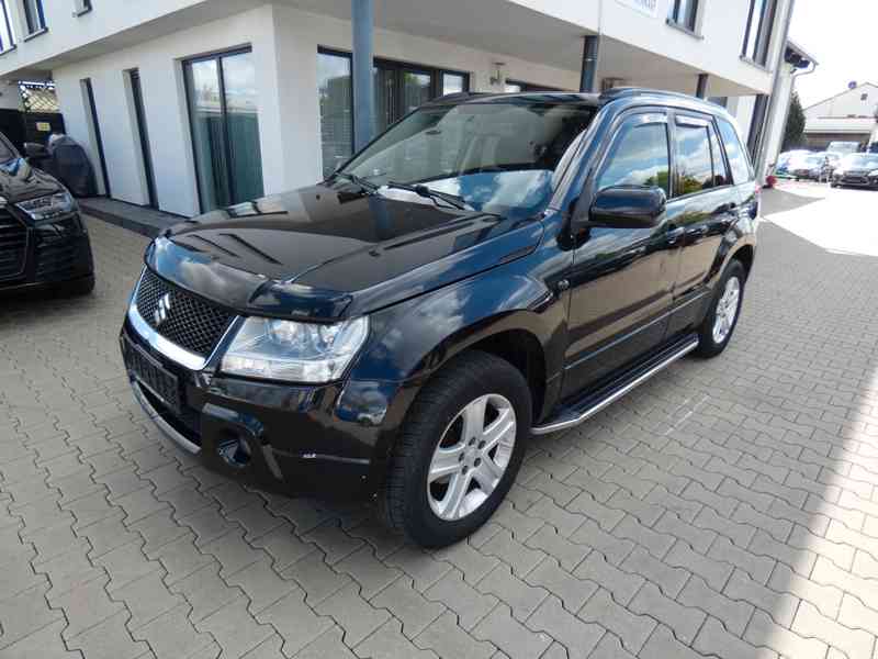 Suzuki Grand Vitara 2,0i benzín 103kw - foto 13