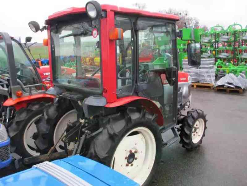 Malotraktor Yanmar EG224 s kabinou, topení, klima - foto 2