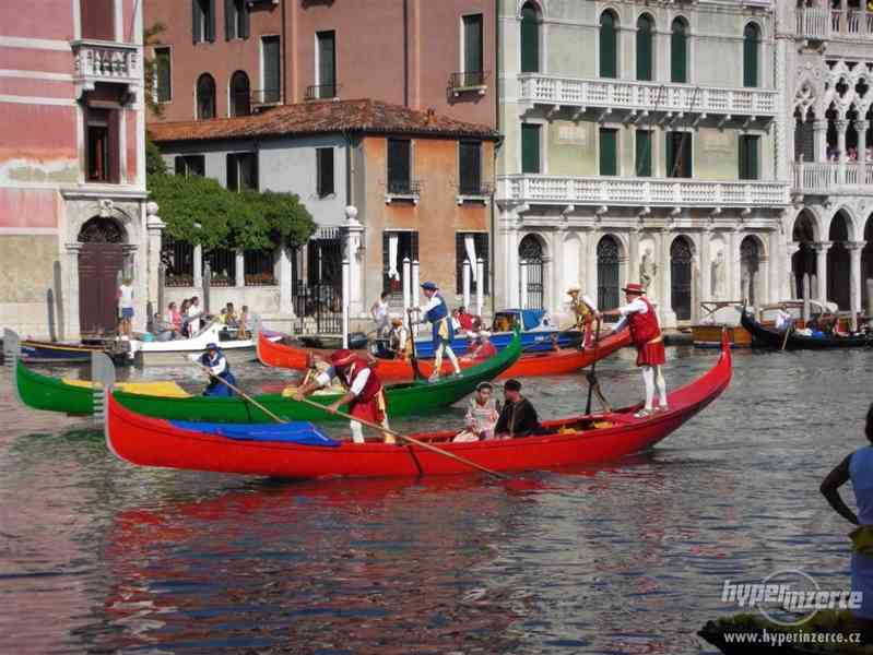 Benátky a ostrovy, slavnosti gondol - foto 1