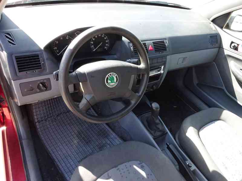 Škoda Fabia 1.2i Combi r.v.2004 2.Maj.stk:2/2025 - foto 5