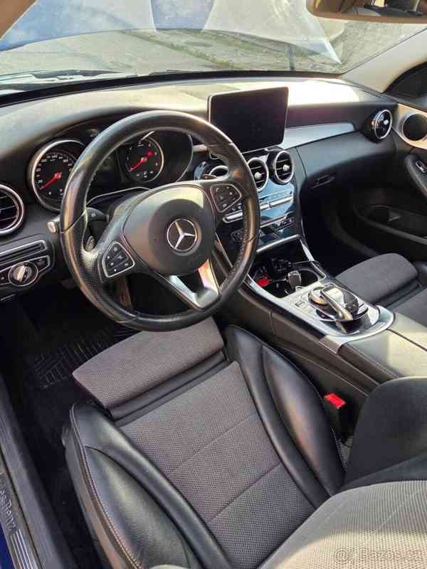 Mercedes-Benz Třídy C 2,2   220 D kombi 125kw black editio - foto 7