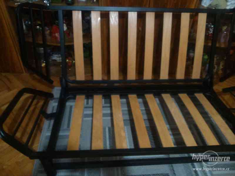 Rozkládací pohovka - Futon - foto 1