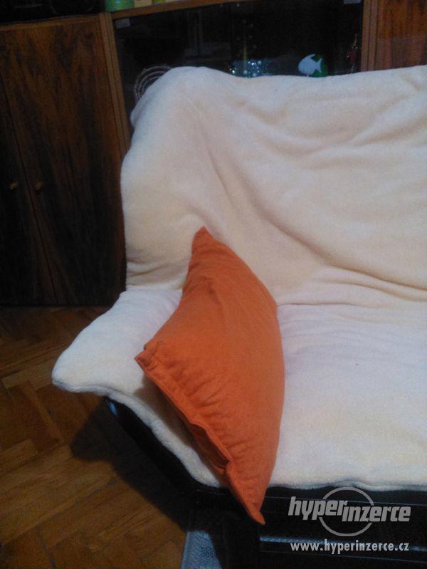 Rozkládací pohovka - Futon - foto 8