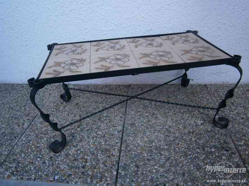 rustikální květinový stolek-kovaný - foto 1