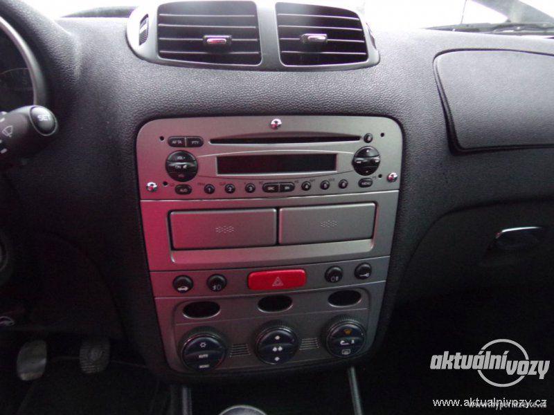 Alfa Romeo 147 1.6, benzín, r.v. 2001, el. okna, STK, centrál, klima - foto 21