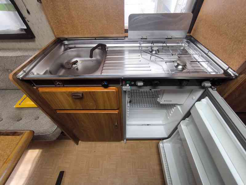 Karavan který nebyl nikdy v provozu. Německý čistopis. - foto 10