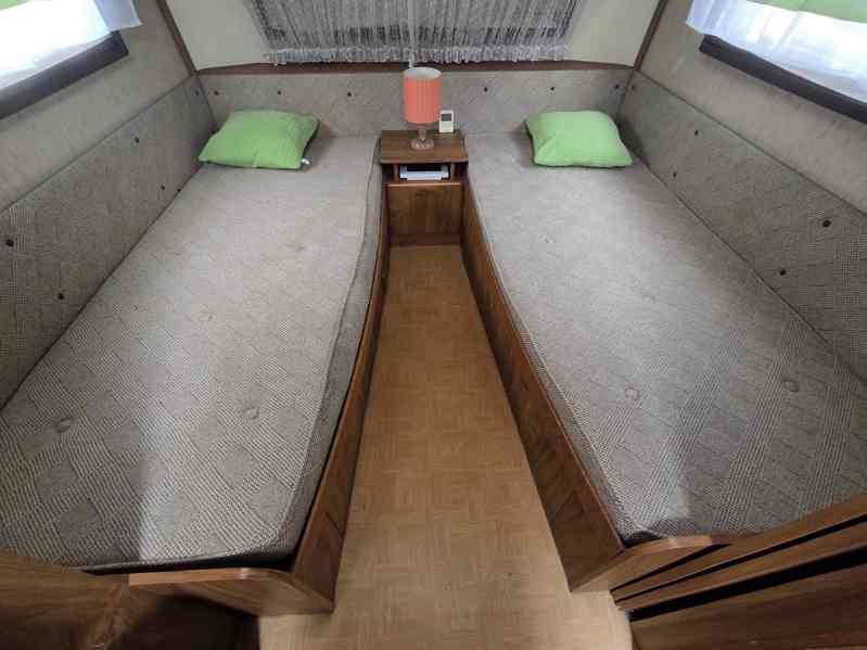 Karavan který nebyl nikdy v provozu. Německý čistopis. - foto 12