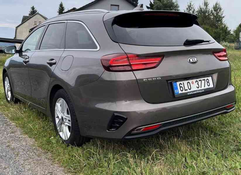 Kia Ceed 1,4   SW 1,4-GDi TOP + sada zimn - foto 4