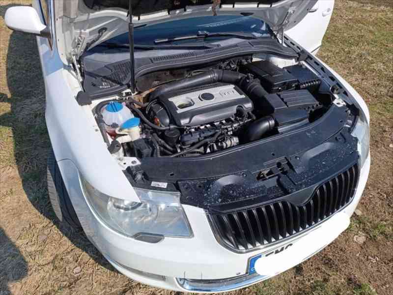 Škoda Superb 1,8   TSi 118KW - foto 8