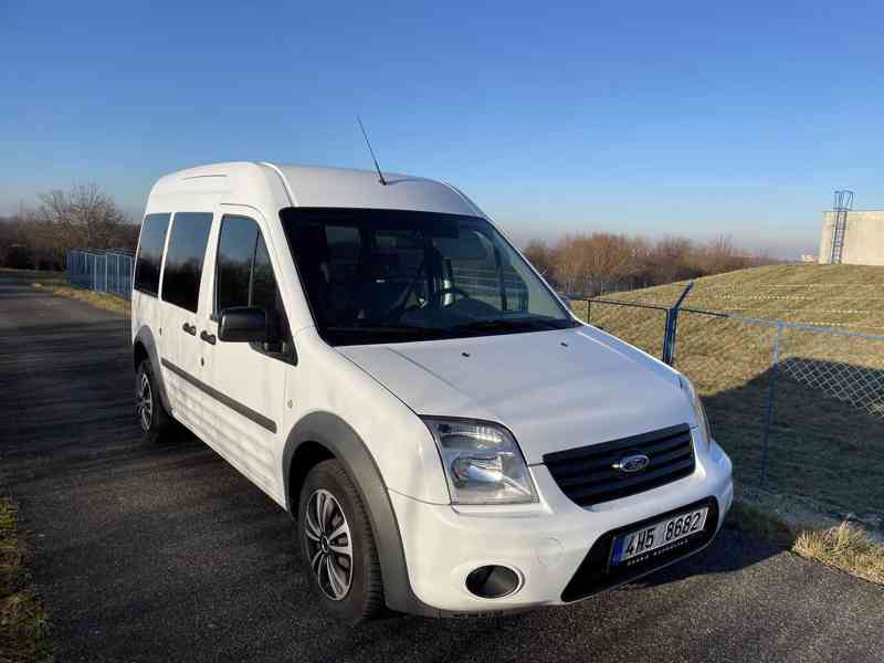 Ford Tourneo pro převoz vozíčkáře - foto 4