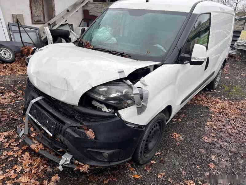 Fiat doblo Long 1.4 88kw cng rok výroby 7. 2019 KM 170