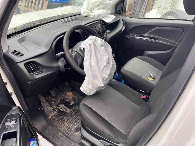 Fiat doblo Long 1.4 88kw cng rok výroby 7. 2019 KM 170 - foto 6