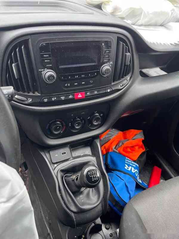 Fiat doblo Long 1.4 88kw cng rok výroby 7. 2019 KM 170 - foto 7