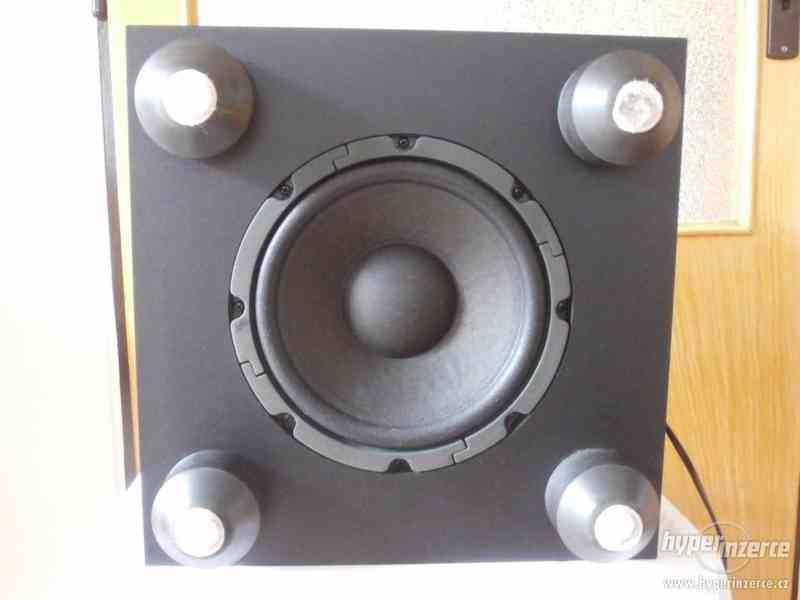 Aktivní subwoofer JBL SUB 135 - foto 9