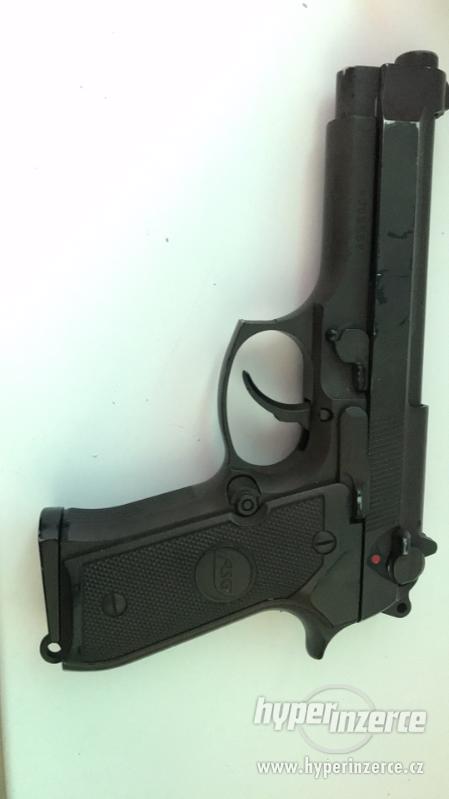 Plynova pistole Beretta 92F - foto 2