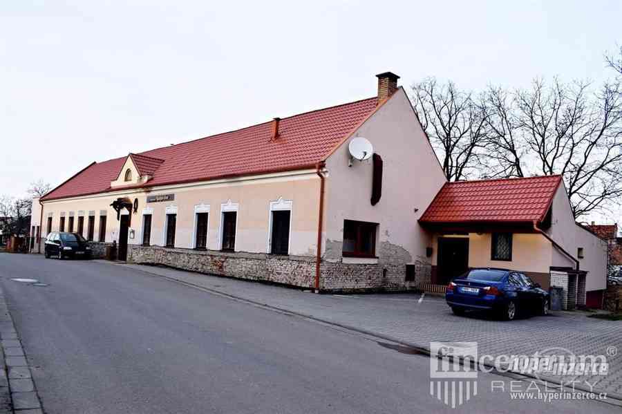 Prodej restaurace 1434 m2, Radějov