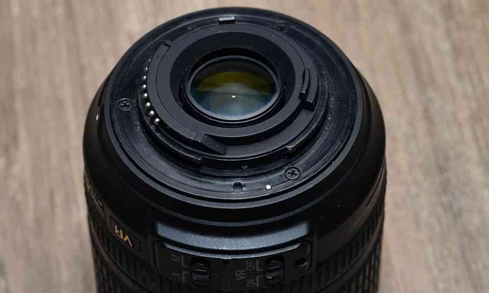 NIKON AF-S DX NIKKOR 18-105mm 1:3.5-5.6 G ED VR - foto 5