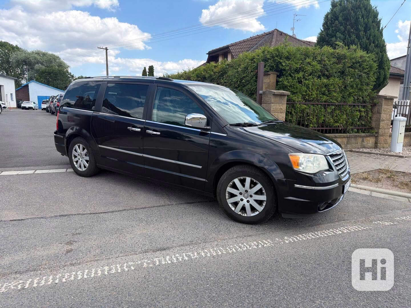 Chrysler Grand Voyager 3.8 RT LPG, Kůže EU 2008 - foto 1