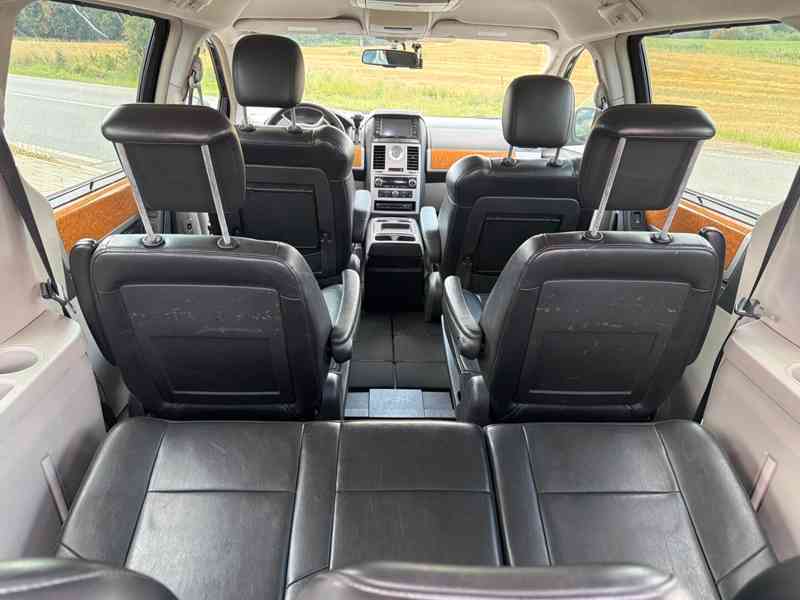 Chrysler Grand Voyager 3.8 RT LPG, Kůže EU 2008 - foto 8