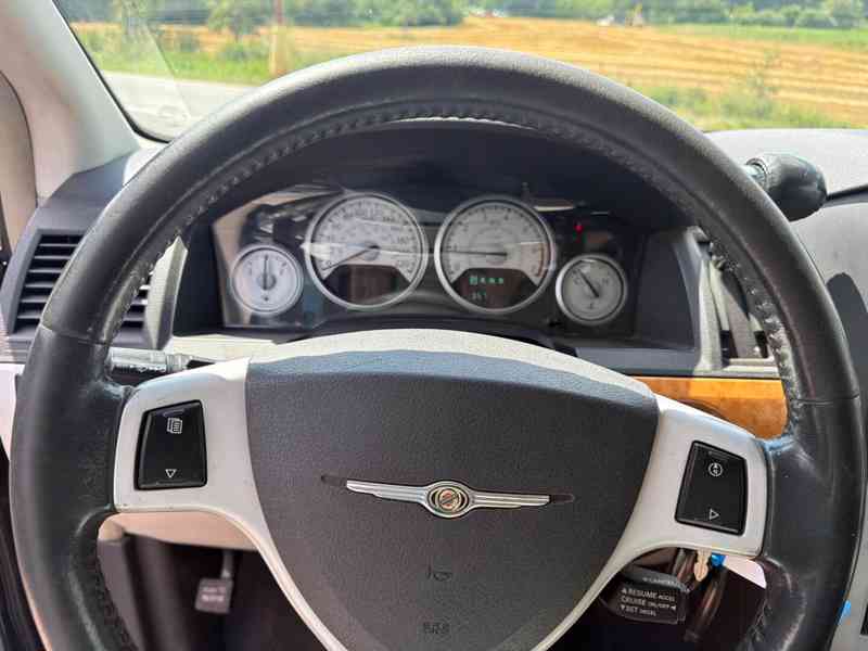 Chrysler Grand Voyager 3.8 RT LPG, Kůže EU 2008 - foto 18