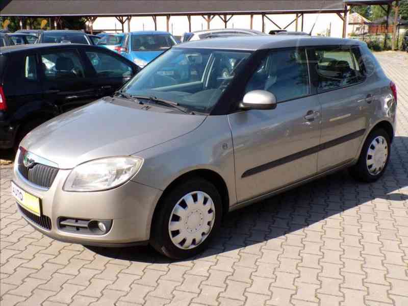 Škoda Fabia 1,2 i 51KW 12V KLIMATIZACE - foto 2