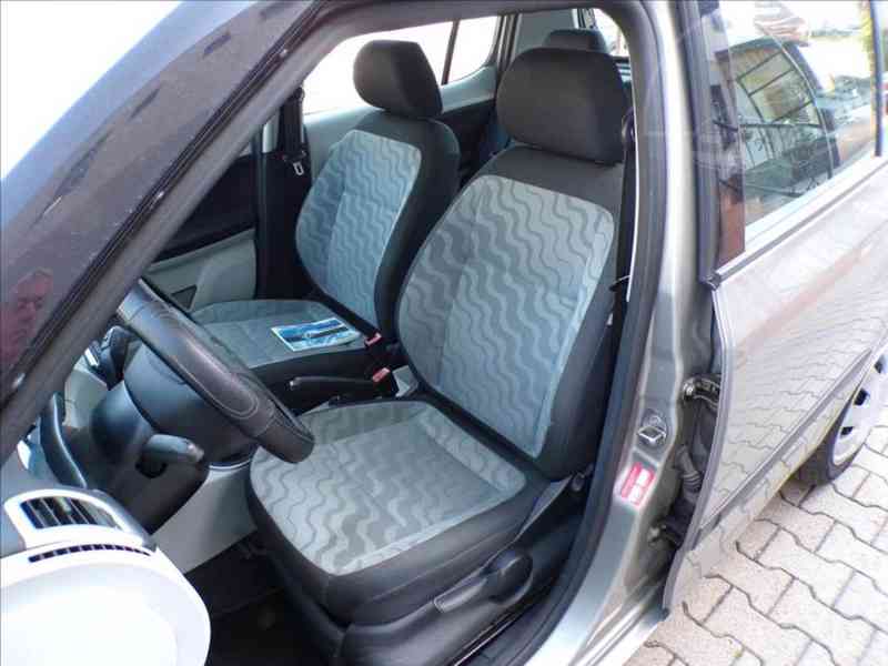 Škoda Fabia 1,2 i 51KW 12V KLIMATIZACE - foto 8