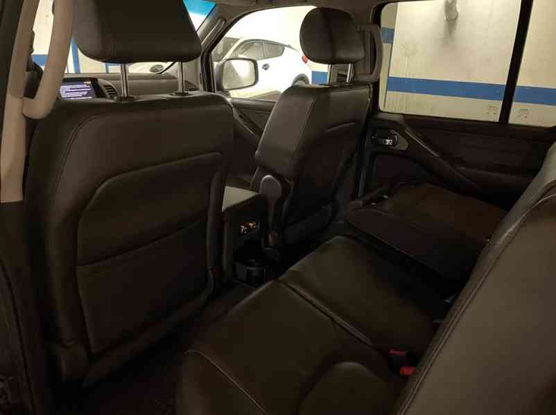 Nissan Pathfinder 2.5 dCi LE 126kw - foto 11