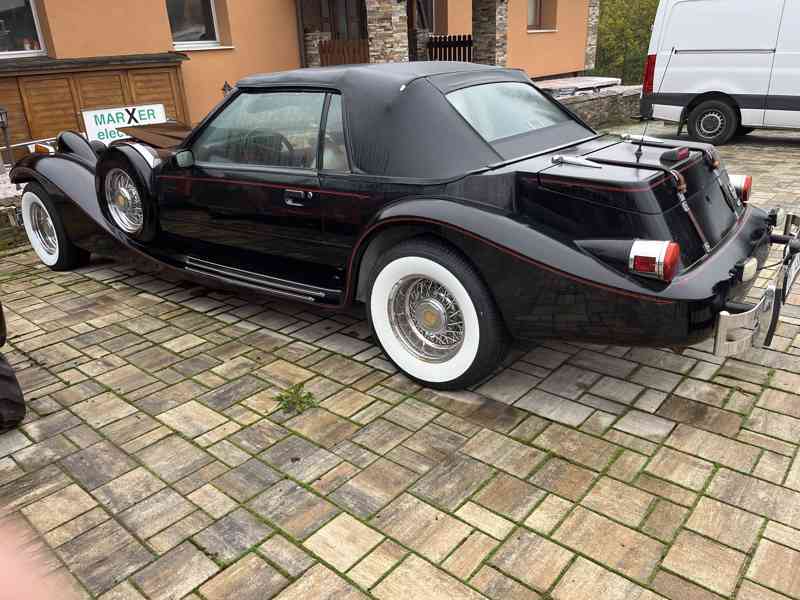 Oldtimer Ford Excalibur Cabrio - foto 4